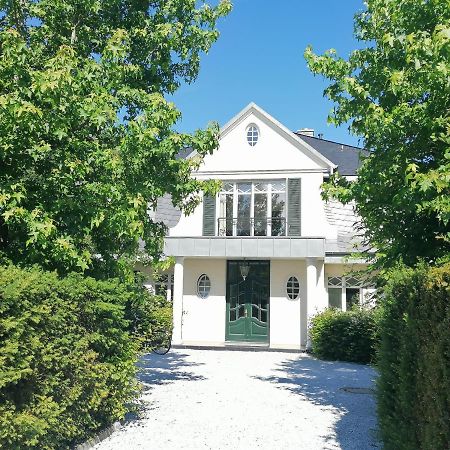 Doppelzimmer Gartenblick Villa Julian Aurich Zewnętrze zdjęcie